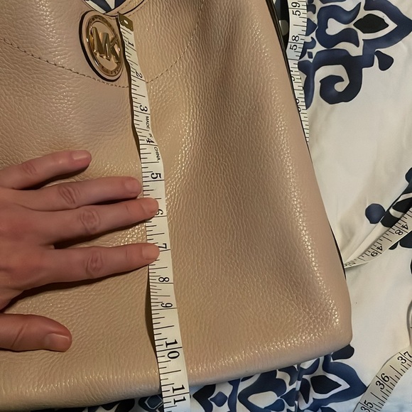 Blush pink Michael Kors purse - Picture 11 of 12